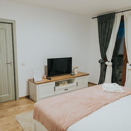 Alessandra-Aparthotel Piatra Neamţ Exterior foto